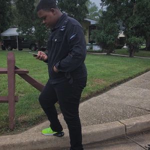 Meet your Posher, Kamian